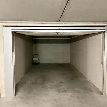 In Near The Nieuwpoort