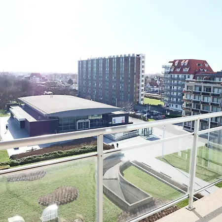 Apartment With View Of The Harbor Channel